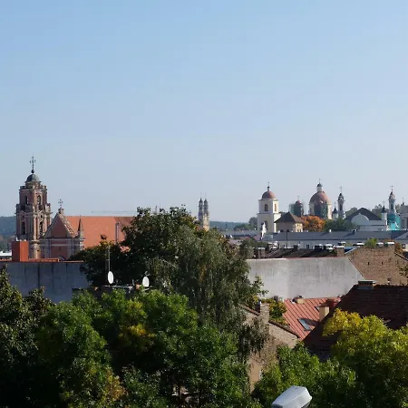 Charming Old Town View With Balcony Vilnius